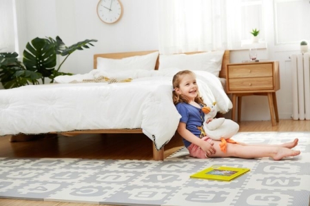 Gruba mata piankowa dla dziecka, 36 elementów, 30 x 30 cm, literki