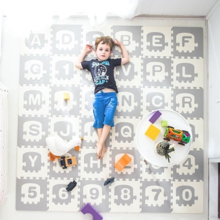 Gruba mata piankowa dla dziecka, 36 elementów, 30 x 30 cm, literki