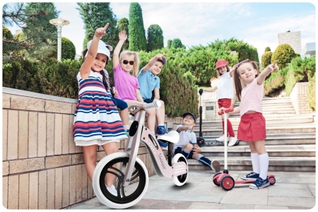 Rowerek biegowy, drewniany, Ricokids, jasnoróżowy
